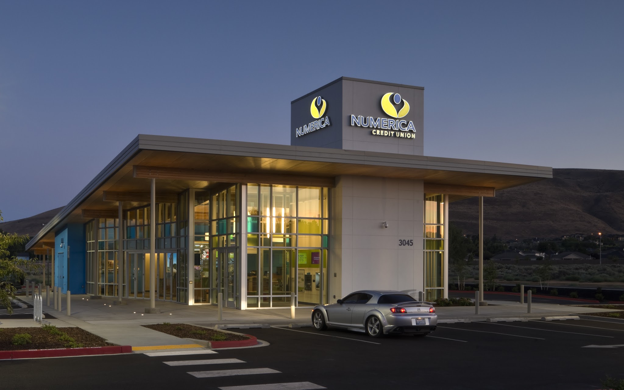 Numerica Credit Union - Richland Branch 01