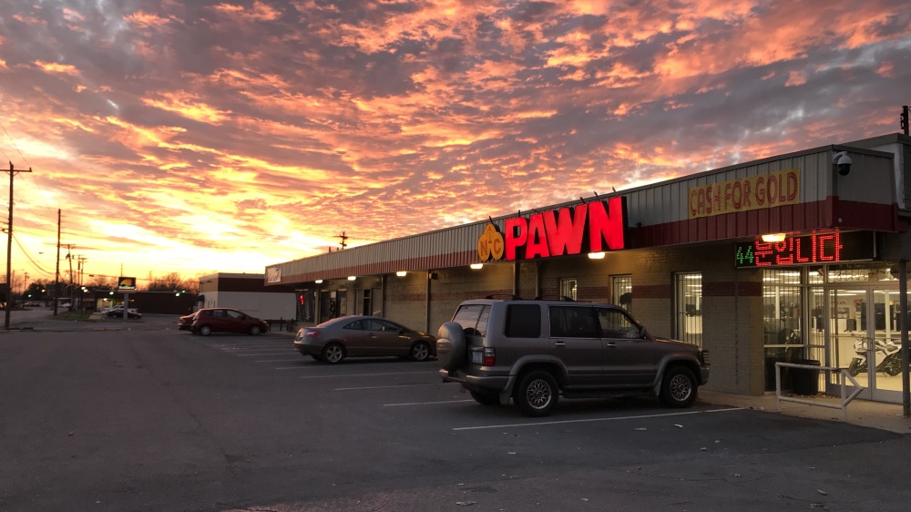 NC Gold & Pawn 01