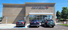Bank of America (with Drive-thru ATM) 02
