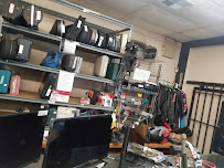 Farmersville Hock Shop 04