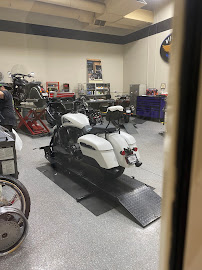 RideNow Powersports Peoria & Indian Motorcycle Peoria 04