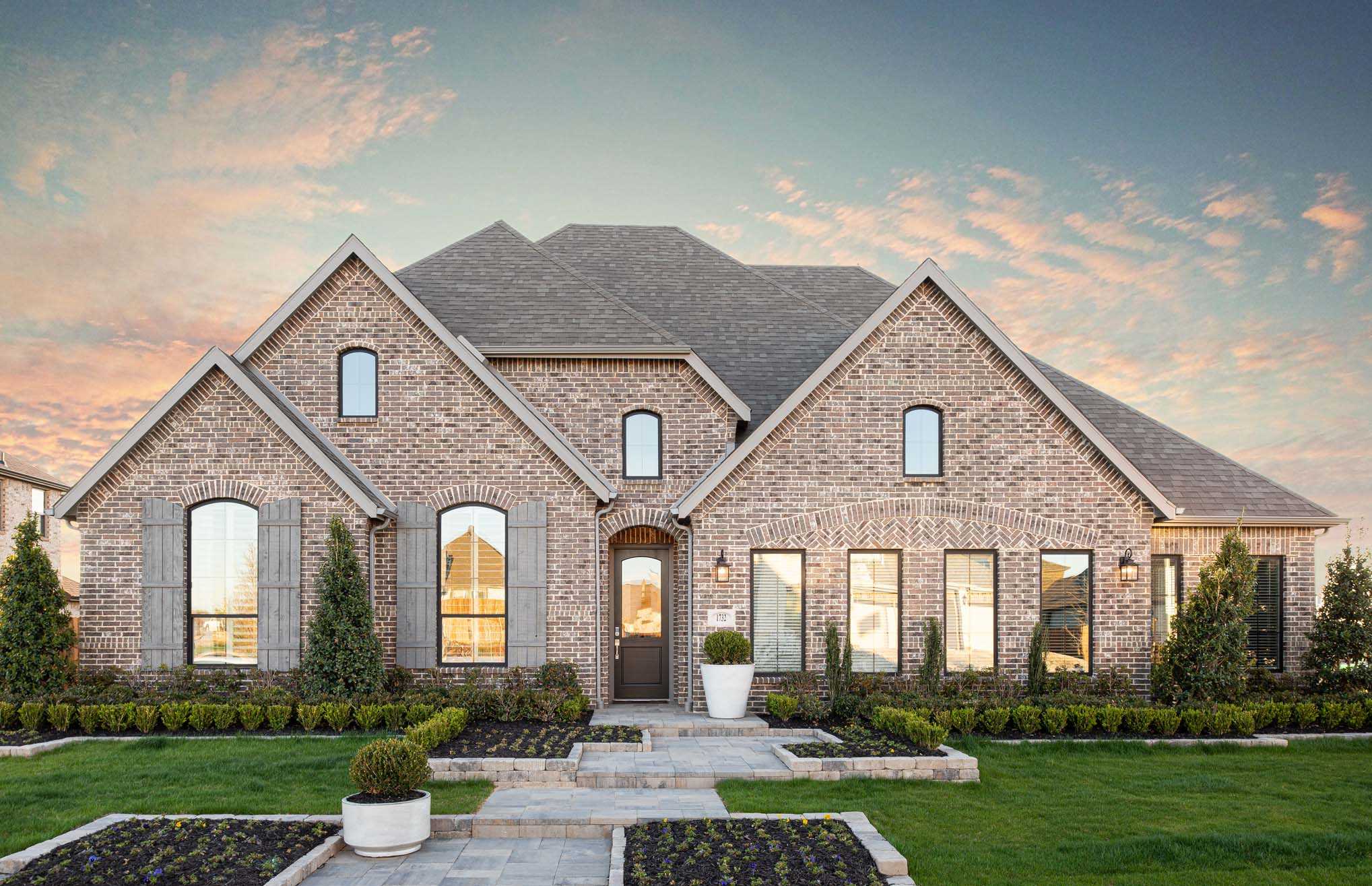 Highland Homes North Grove - The Enclave 01