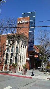 Bank of the West 03