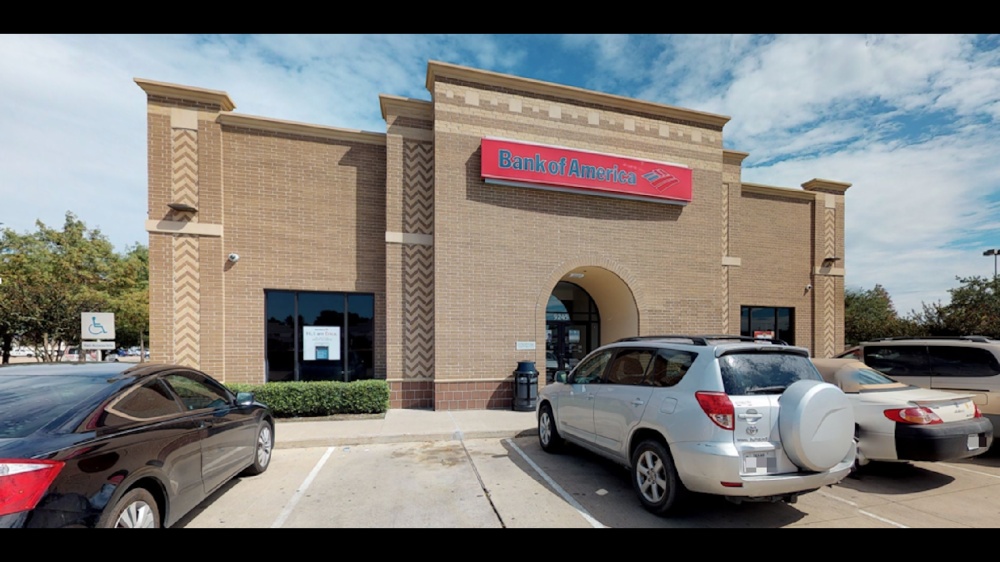 Bank of America (with Drive-thru services) 01
