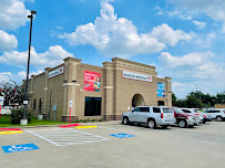 Bank of America (with Drive-thru services) 03