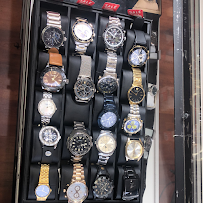 Pawn Shop "PawnZone Jewelry & Loan" 03