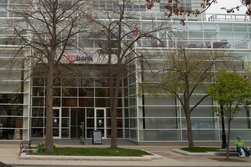 U.S. Bank Branch 01