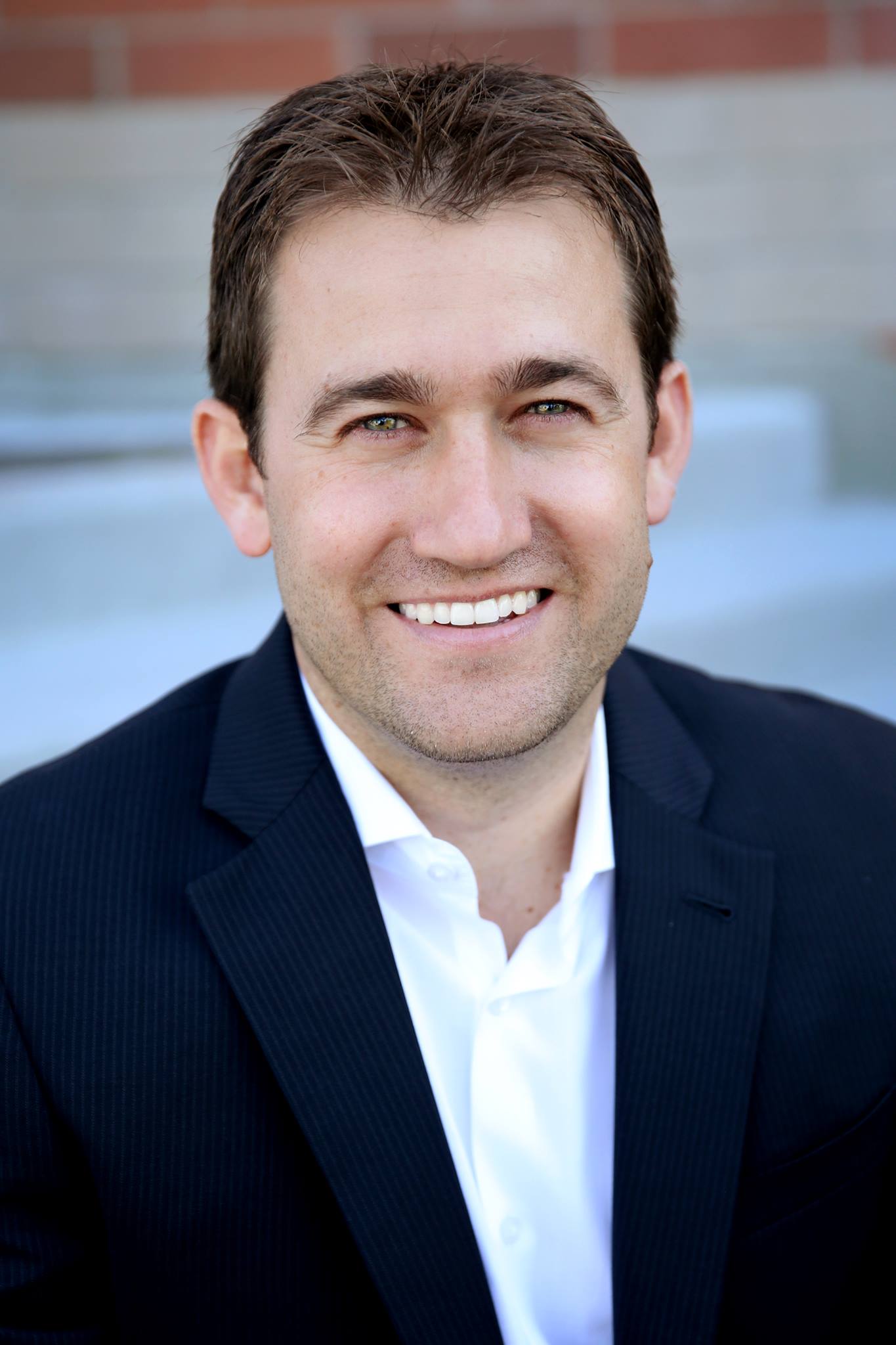 Guild Mortgage - Casey Oiness 01
