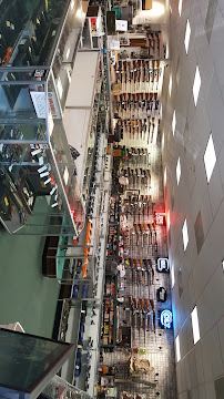 University Gun & Pawn Shop 03