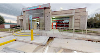 Bank of America (with Drive-thru ATM) 01