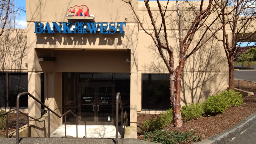 Bank of the West 01