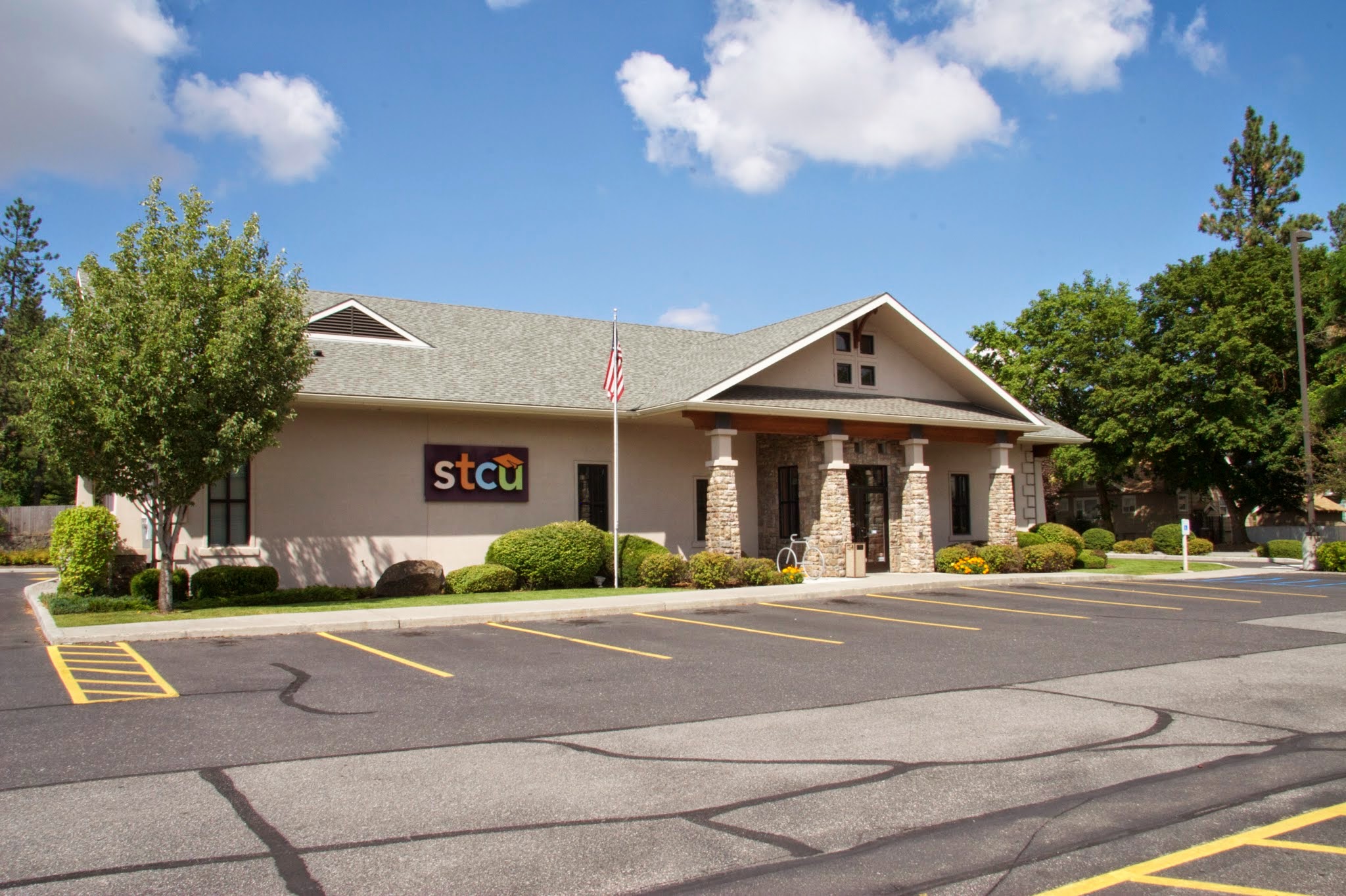 STCU: South Branch 01