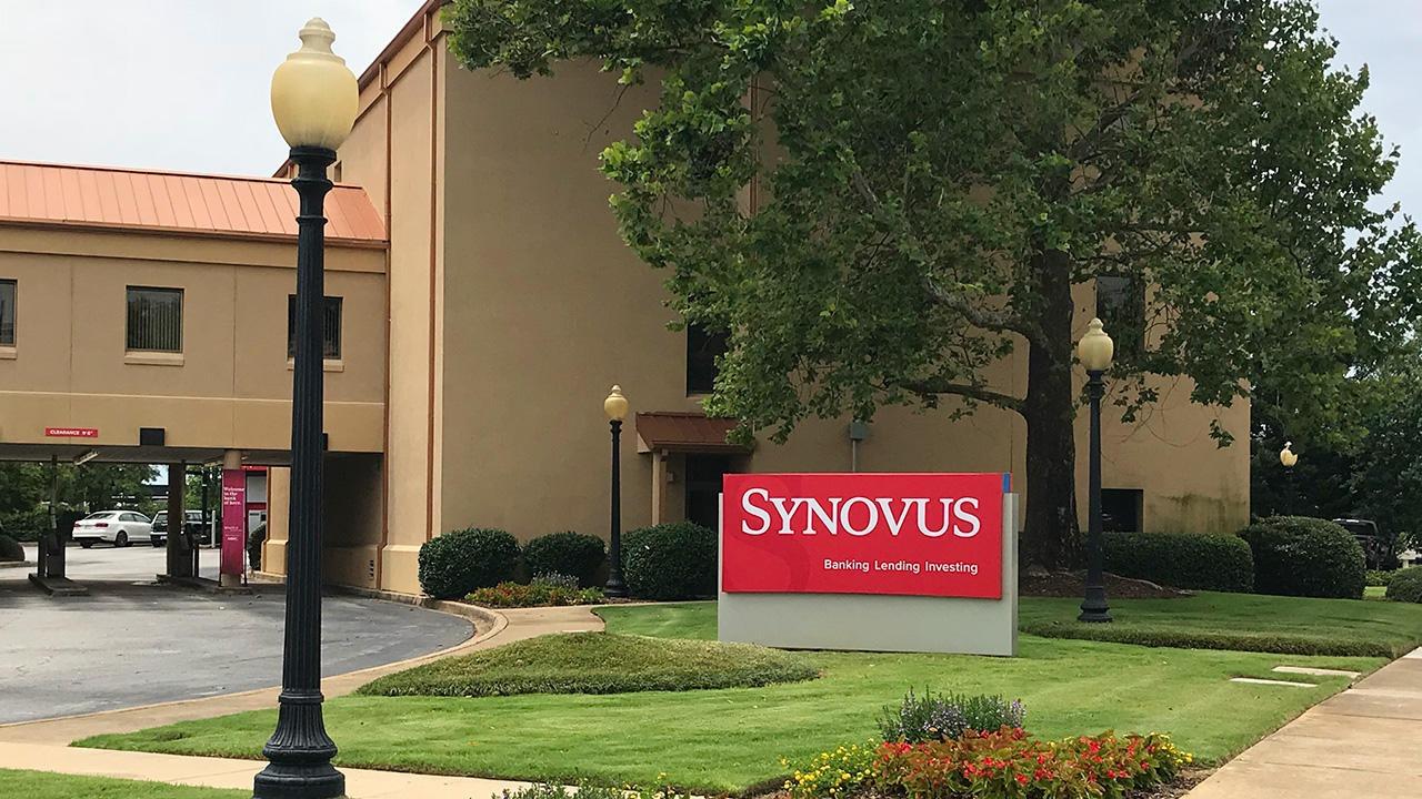 Synovus Bank 01