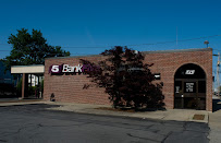 BankFive 02