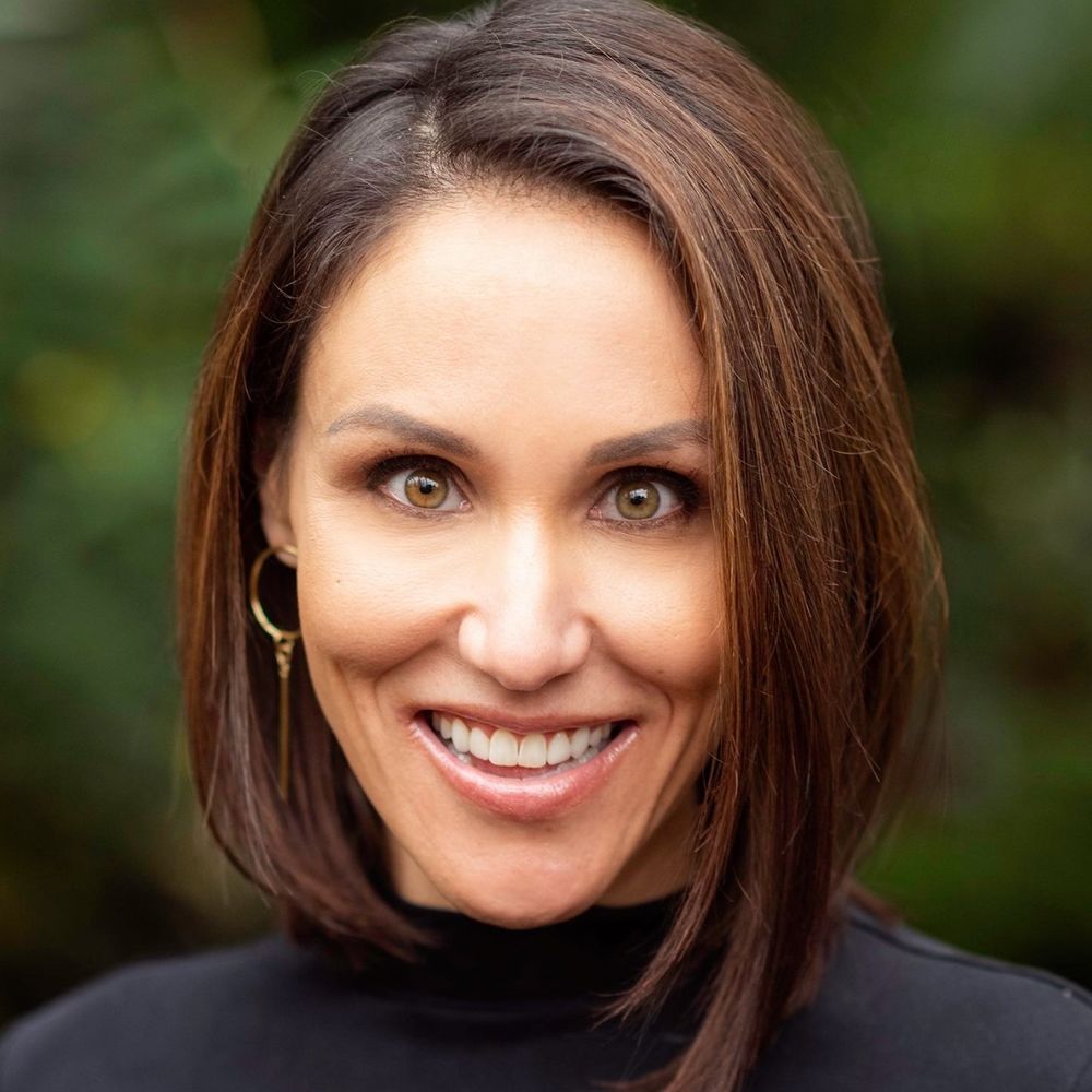 Hayley Westhoff | Chicago Real Estate Agent 01