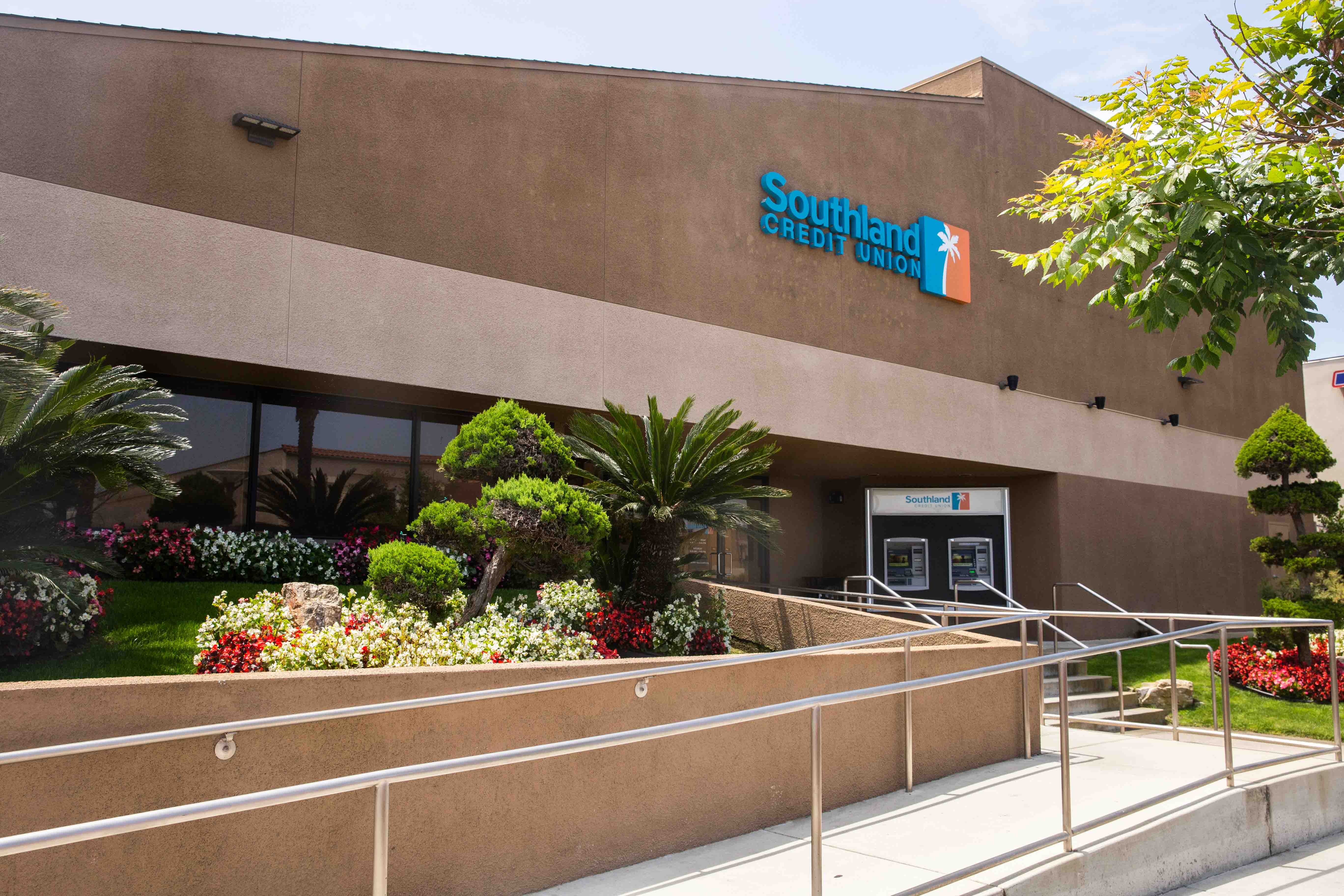 Southland Credit Union 01