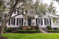GARDNER, REALTORS 01