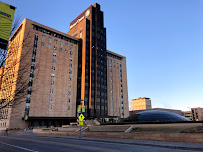 Mutual of Omaha® Investor Services 01
