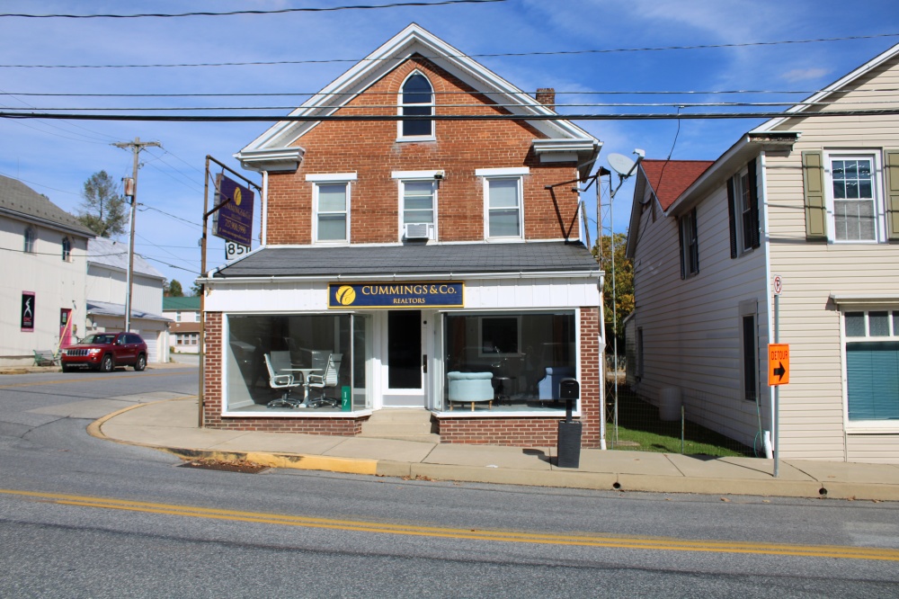 CUMMINGS & Co. REALTORS 01