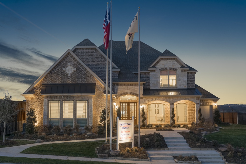 First Texas Homes - La Frontera 01