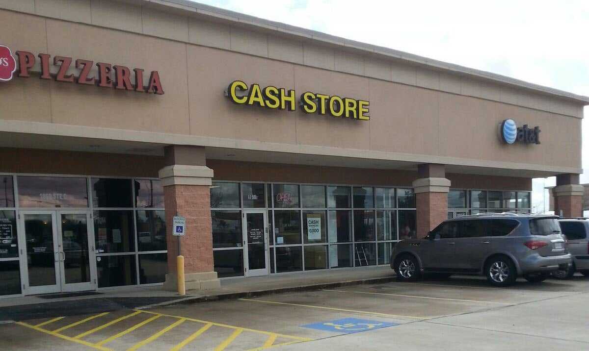 Cash Store 01