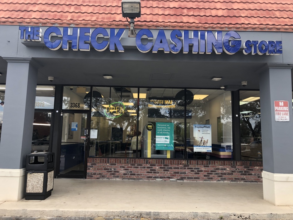 The Check Cashing Store 01