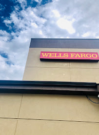 Wells Fargo Bank 02