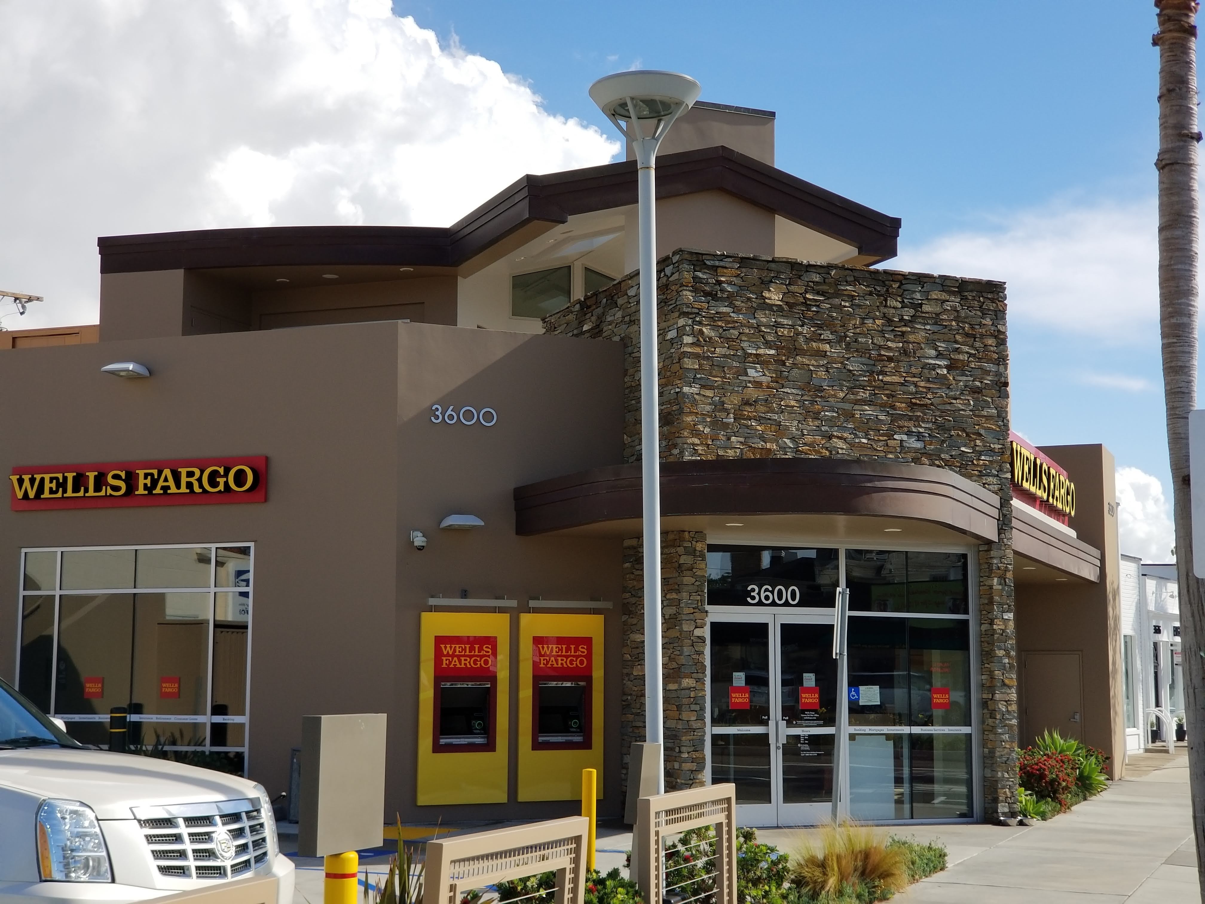 Wells Fargo Bank 01