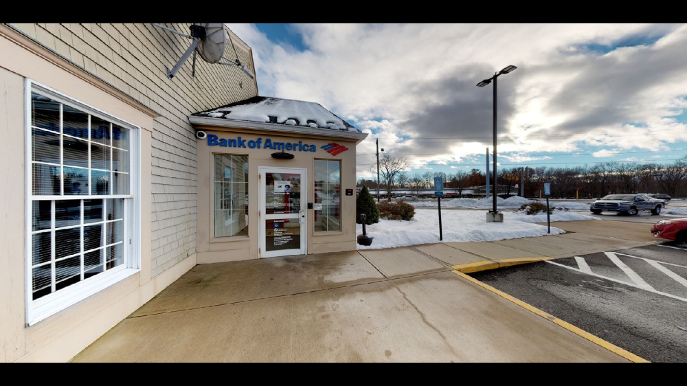 Bank of America (with Drive-thru services) 01