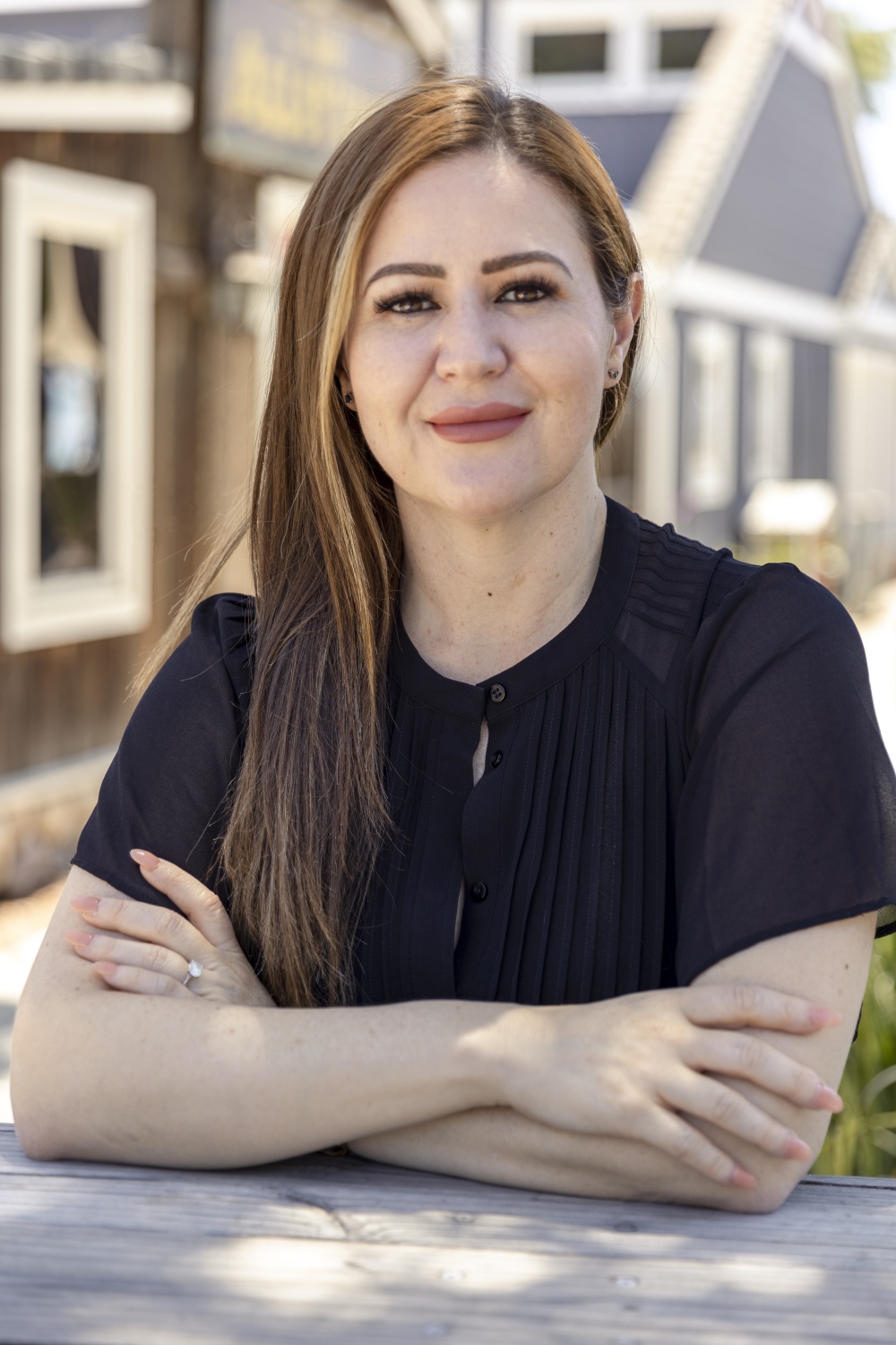 Maira Contreras, Mortgage Loans & Real Estate 01