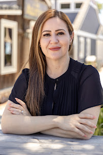 Maira Contreras, Mortgage Loans & Real Estate 01