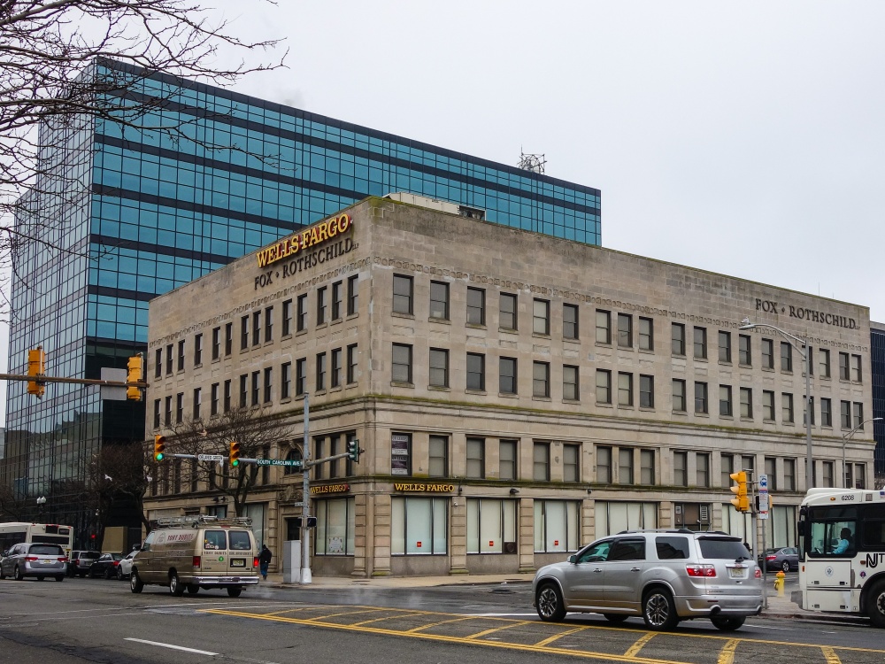 Wells Fargo Bank 01