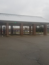 Fifth Third Bank & ATM 04