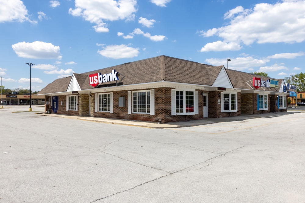 U.S. Bank Branch 01