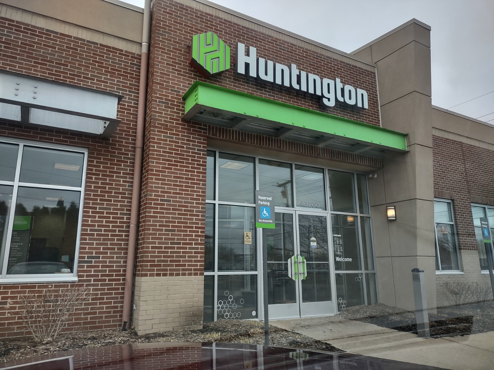 Huntington Bank 01