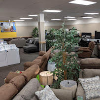 Rent-A-Center 04