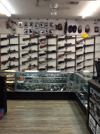 Vincent's Pawn Shop 04