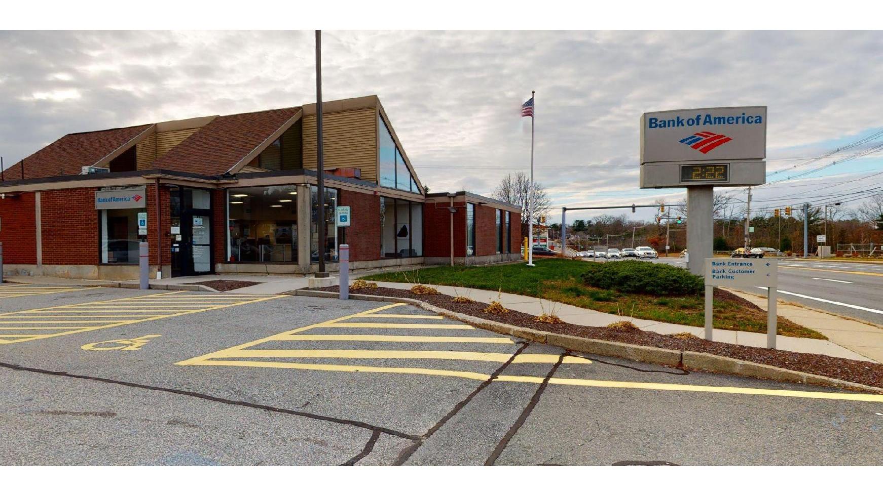 Bank of America (with Drive-thru ATM) 01