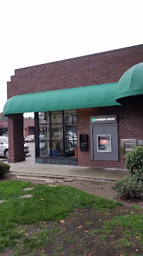 ATM - Umpqua Bank 03