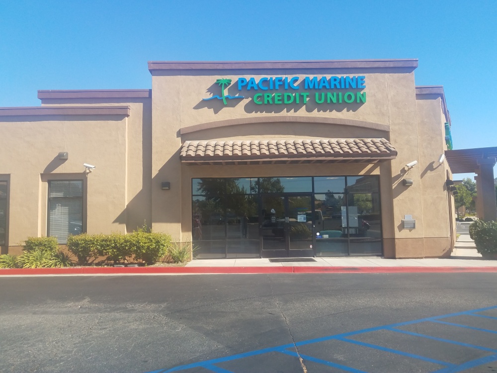Frontwave Credit Union - Temecula Parkway 01