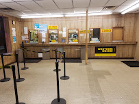 Illinois Currency Exchange 03