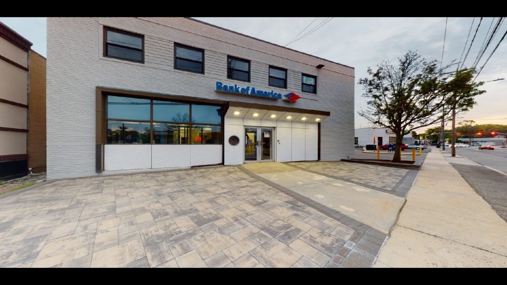 Bank of America (with Drive-thru ATM) 01
