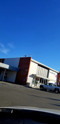 Bank of America (with Drive-thru ATM) 02