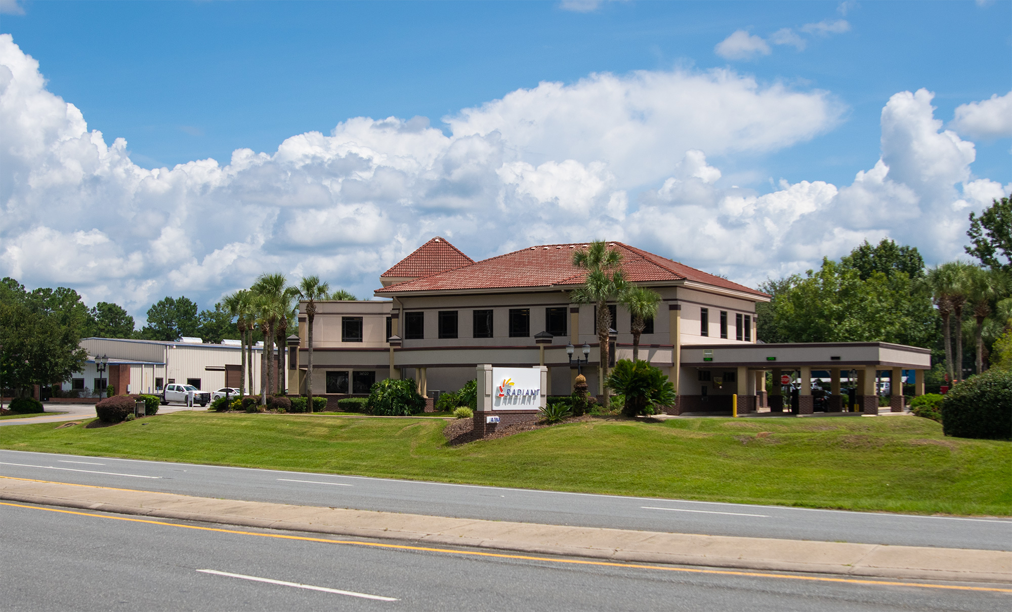 Radiant Credit Union 01