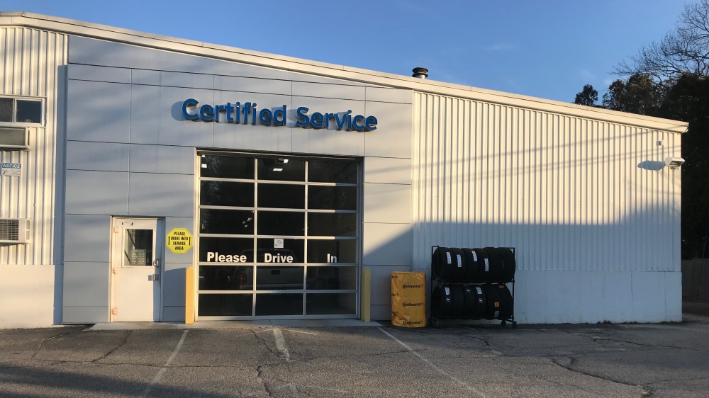 Grossman Chevrolet Service & Parts Department 01