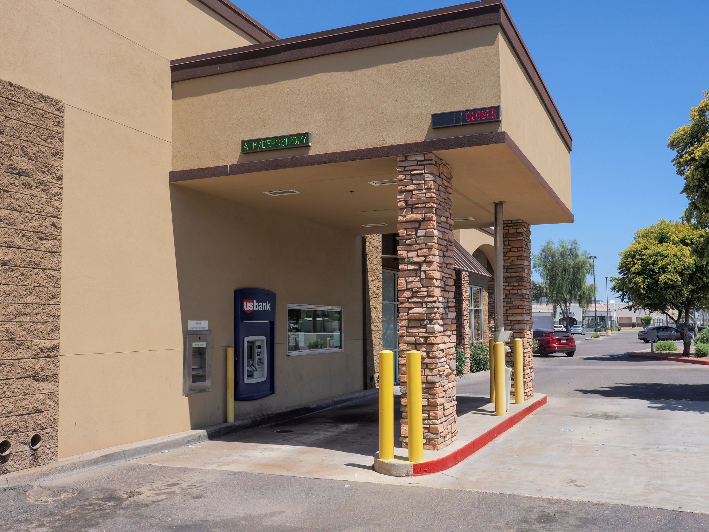 U.S. Bank Branch 01