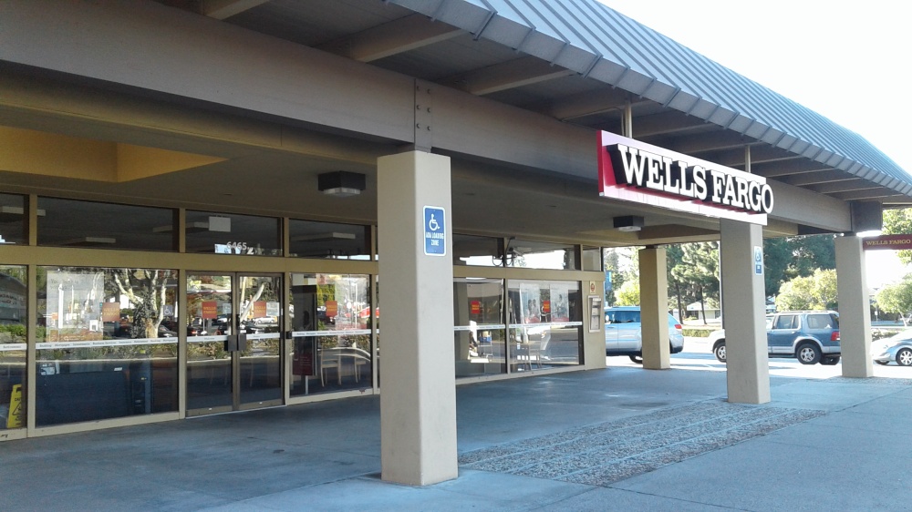 Wells Fargo Bank 01