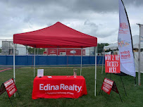 Edina Realty 04