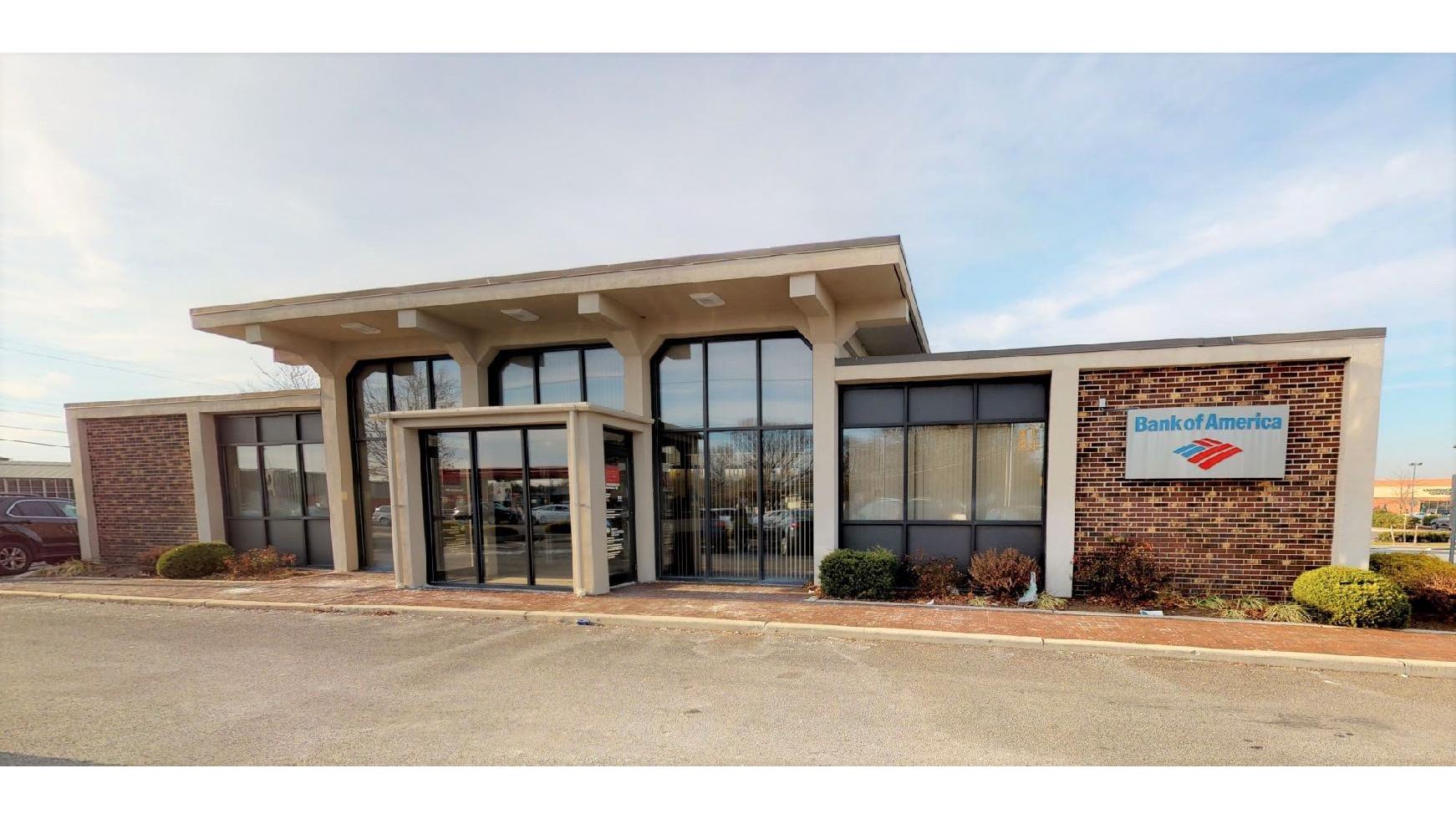 Bank of America (with Drive-thru ATM) 01