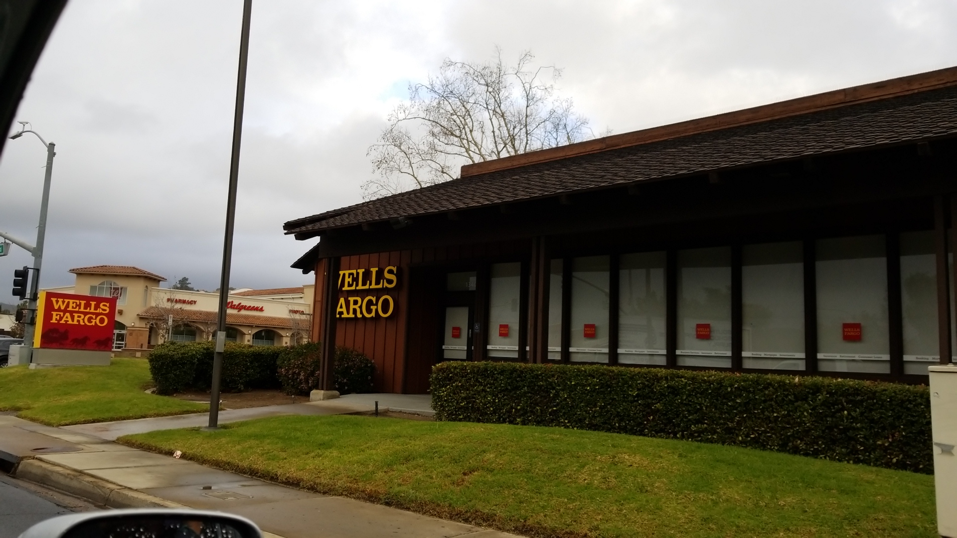 Wells Fargo Bank 01
